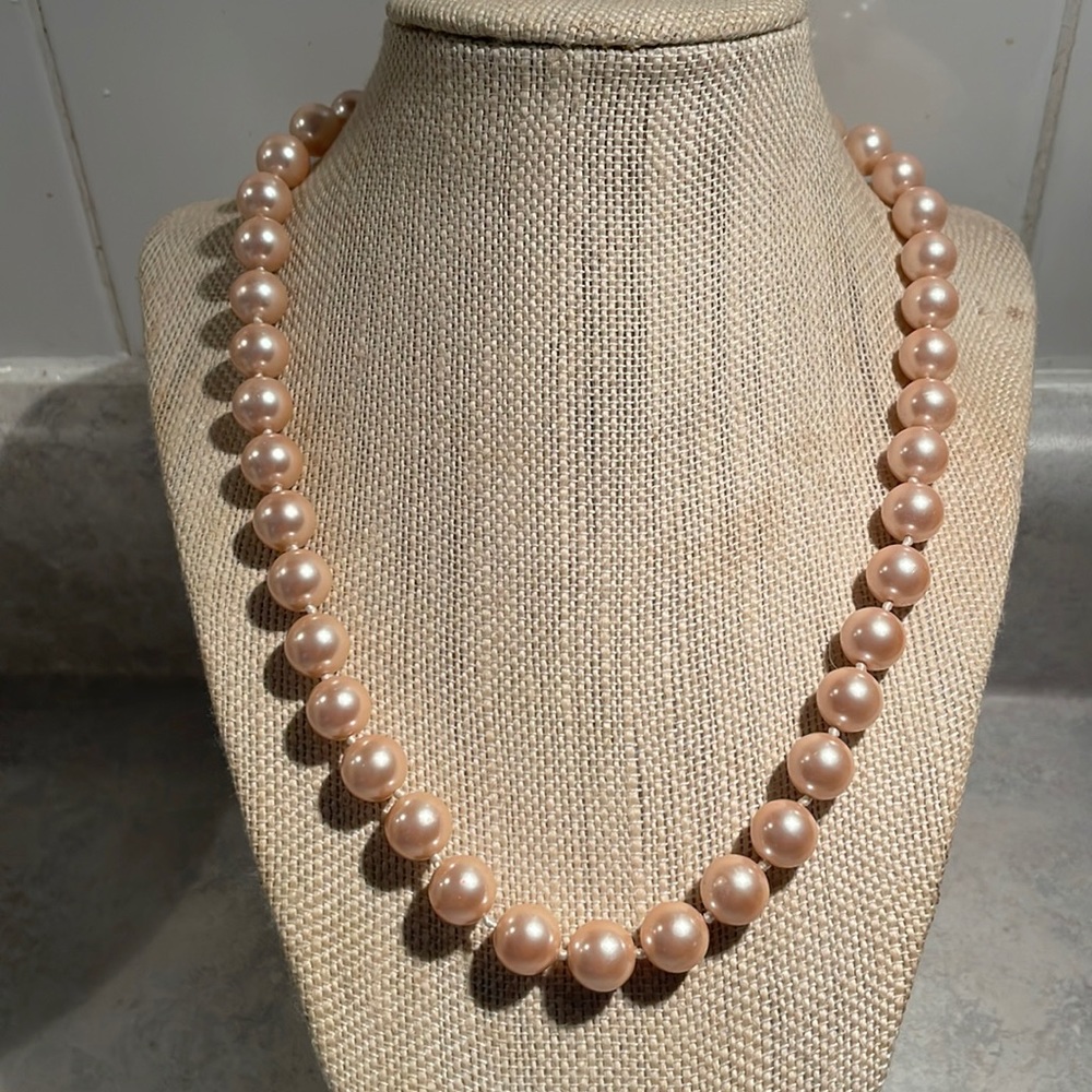 Carolee pearl necklace